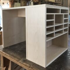 メープルのワークデスクのオーダー制作に入りました　木取りから仮組までのご紹介　